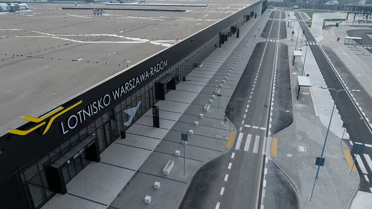 Ile kosztowało lotnisko w Radomiu? Zaskakujące wydatki i inwestycje