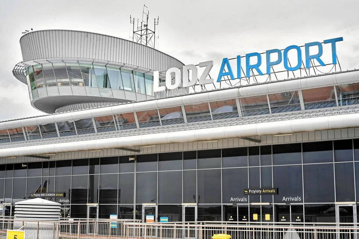 Gdzie można polecieć z Łodzi? Odkryj najlepsze kierunki na wakacje